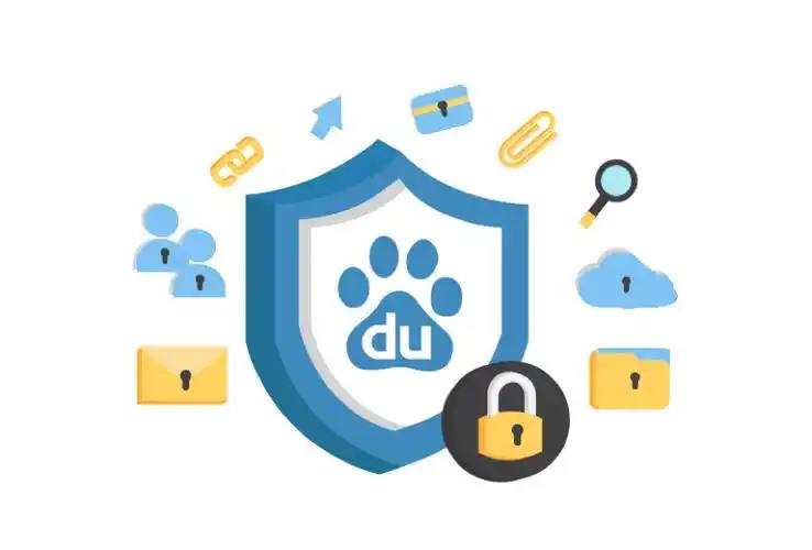 没人告诉我汪苏泷裤腿上是字啊